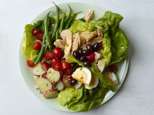 How to Make Niçoise Salad